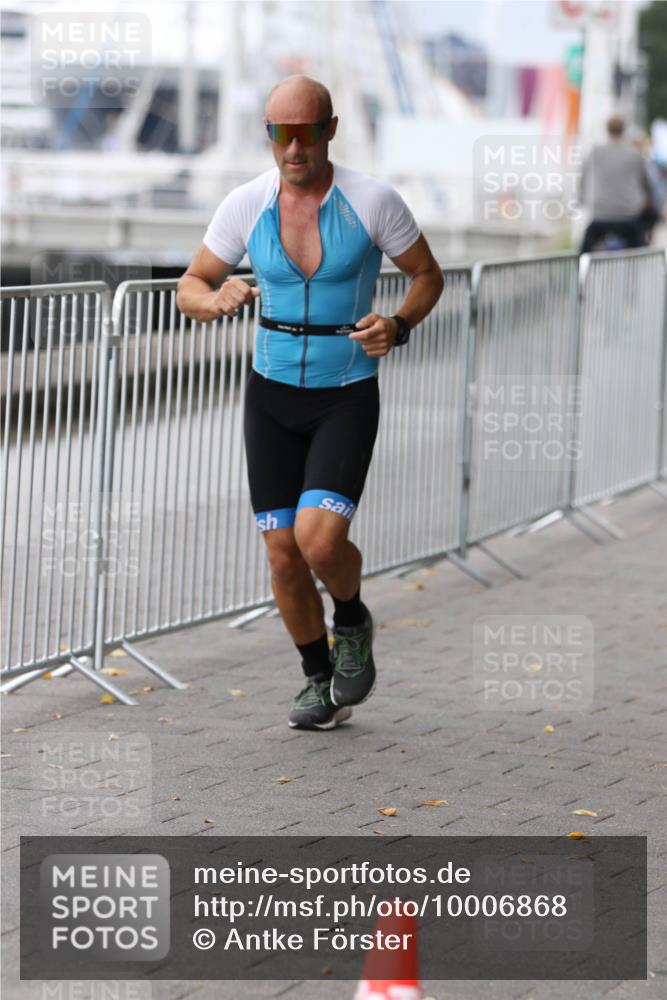 16.08.2026 - KN Förde Triathlon 2026 Antke Förster http://msf.ph/oto/10006868 16.08.2026 12:06:24 Laufen 77, 1 meine-sportfotos.de