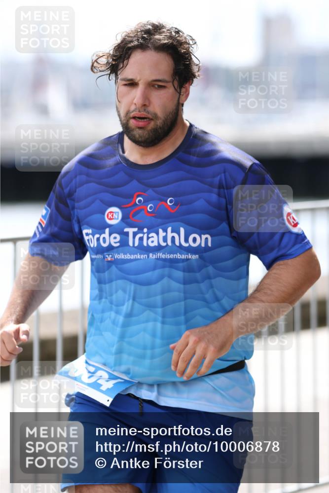 16.08.2026 - KN Förde Triathlon 2026 Antke Förster http://msf.ph/oto/10006878 16.08.2026 13:50:01 Laufen 84 meine-sportfotos.de