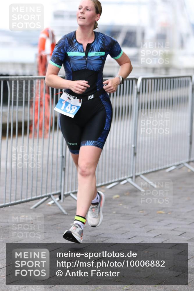 16.08.2026 - KN Förde Triathlon 2026 Antke Förster http://msf.ph/oto/10006882 16.08.2026 10:25:56 Laufen 148, 3 meine-sportfotos.de