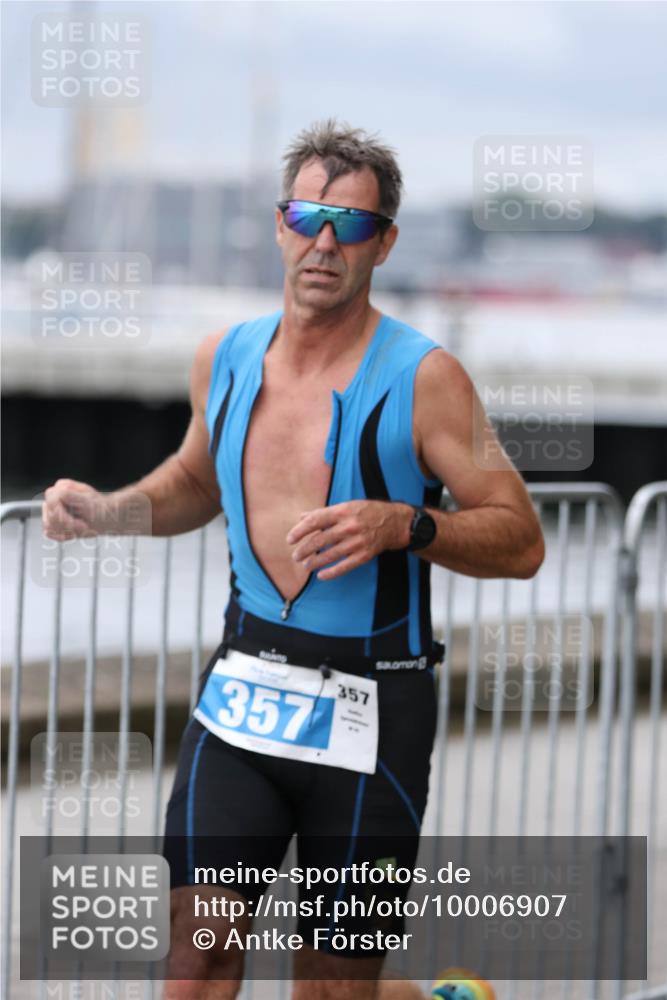 16.08.2026 - KN Förde Triathlon 2026 Antke Förster http://msf.ph/oto/10006907 16.08.2026 12:06:37 Laufen 357, 357 meine-sportfotos.de