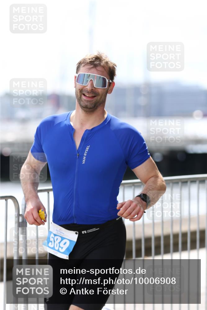 16.08.2026 - KN Förde Triathlon 2026 Antke Förster http://msf.ph/oto/10006908 16.08.2026 13:50:15 Laufen 589 meine-sportfotos.de
