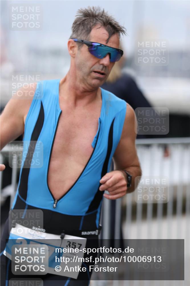16.08.2026 - KN Förde Triathlon 2026 Antke Förster http://msf.ph/oto/10006913 16.08.2026 12:06:38 Laufen 357, 357 meine-sportfotos.de