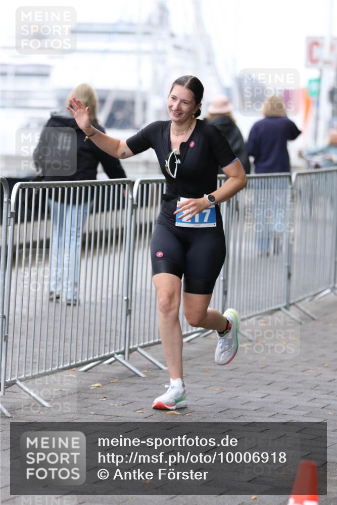 16.08.2026 - KN Förde Triathlon 2026 Antke Förster http://msf.ph/oto/10006918 16.08.2026 10:26:19 Laufen 17 meine-sportfotos.de