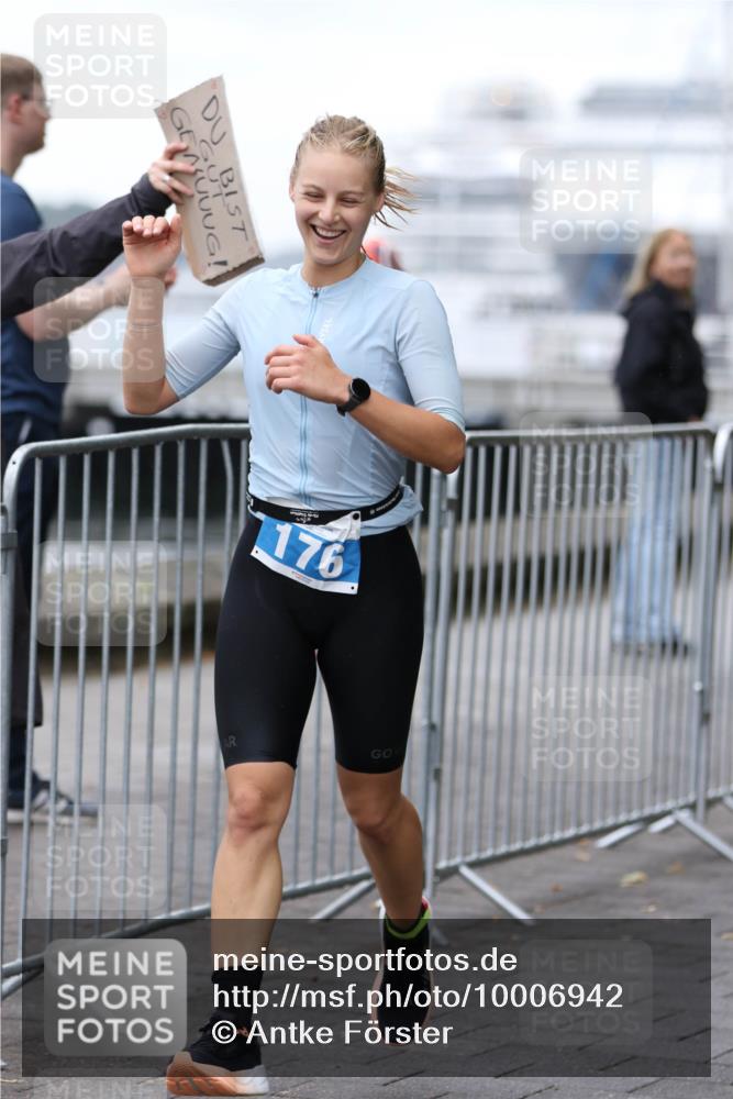16.08.2026 - KN Förde Triathlon 2026 Antke Förster http://msf.ph/oto/10006942 16.08.2026 10:26:25 Laufen 176 meine-sportfotos.de