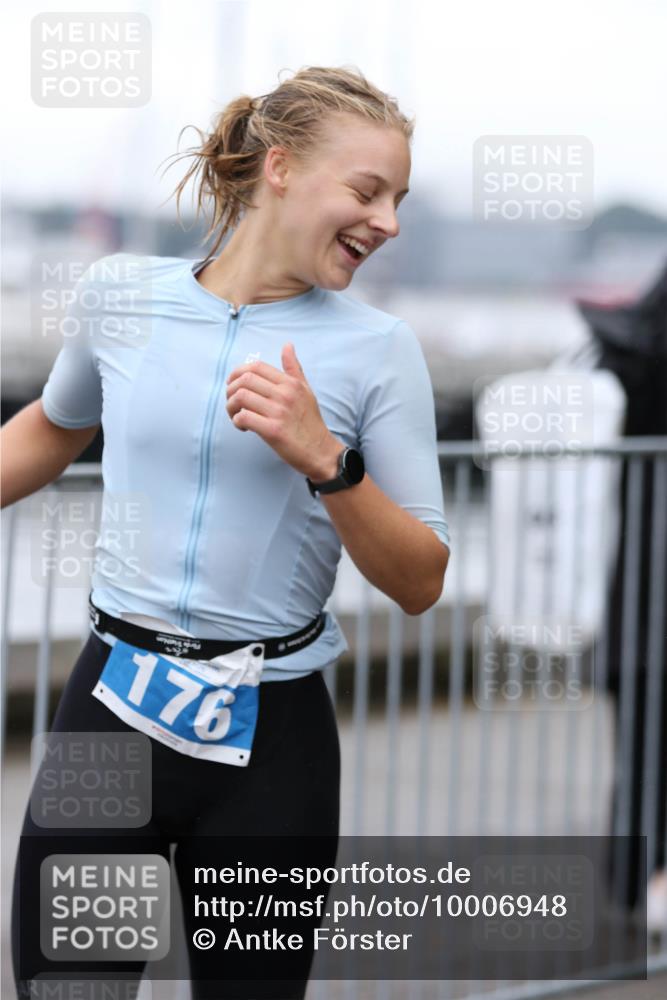 16.08.2026 - KN Förde Triathlon 2026 Antke Förster http://msf.ph/oto/10006948 16.08.2026 10:26:27 Laufen 176 meine-sportfotos.de