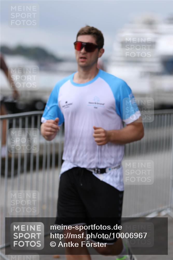16.08.2026 - KN Förde Triathlon 2026 Antke Förster http://msf.ph/oto/10006967 16.08.2026 12:06:55 Laufen  meine-sportfotos.de