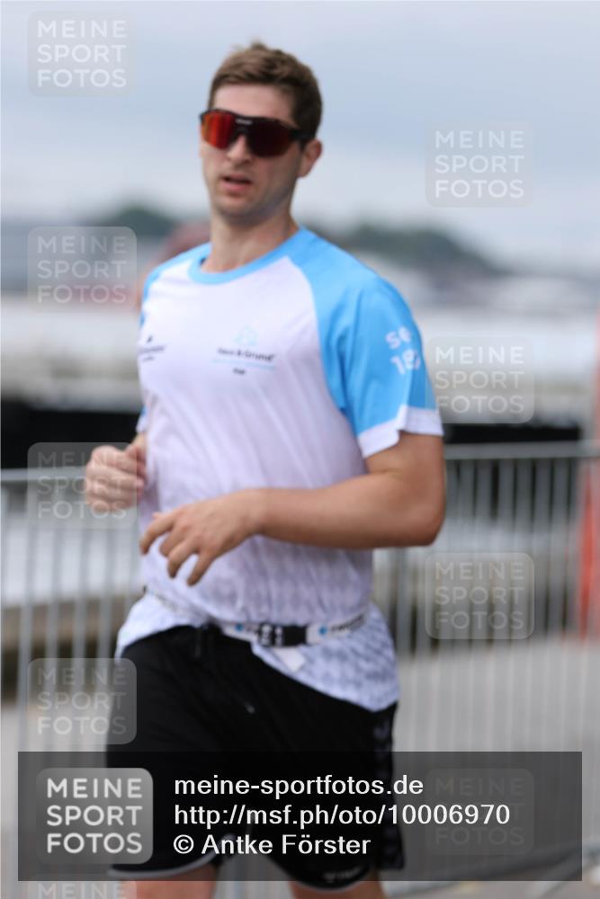 16.08.2026 - KN Förde Triathlon 2026 Antke Förster http://msf.ph/oto/10006970 16.08.2026 12:06:55 Laufen 18 meine-sportfotos.de