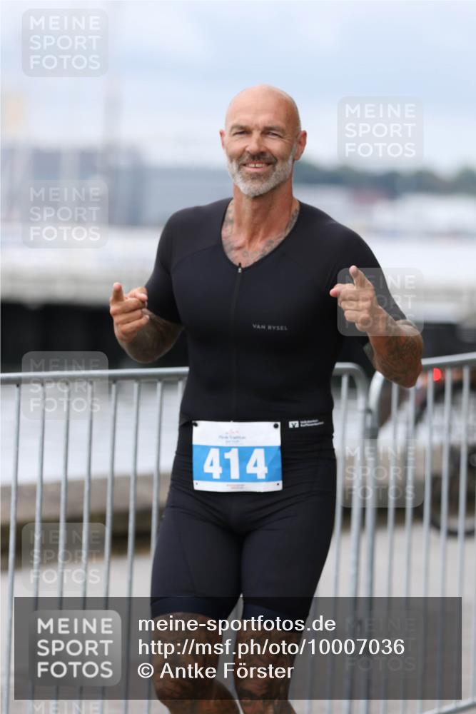16.08.2026 - KN Förde Triathlon 2026 Antke Förster http://msf.ph/oto/10007036 16.08.2026 12:07:22 Laufen 414 meine-sportfotos.de