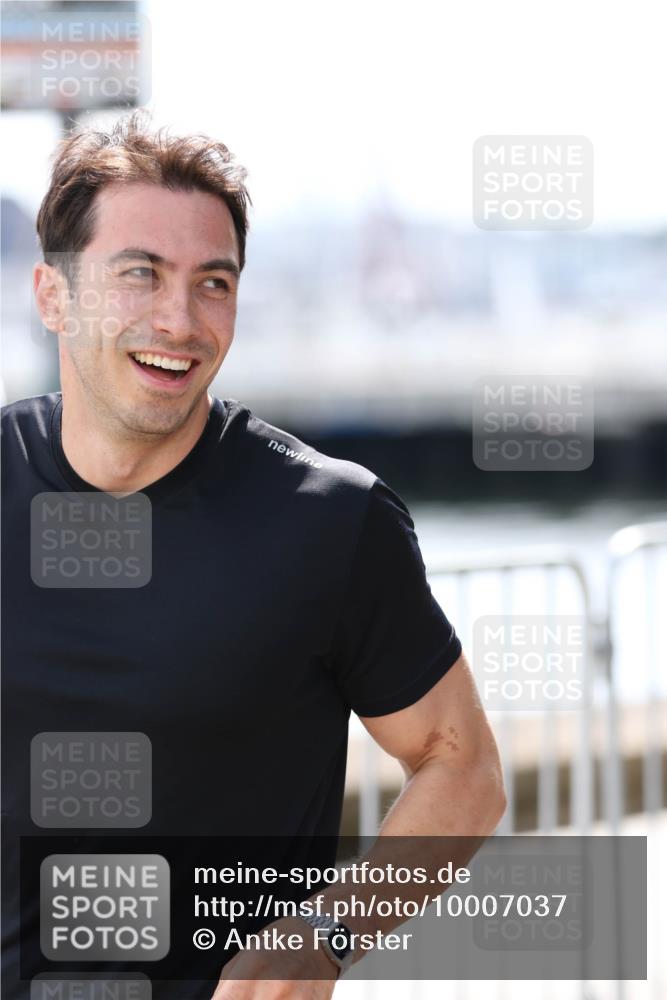 16.08.2026 - KN Förde Triathlon 2026 Antke Förster http://msf.ph/oto/10007037 16.08.2026 13:51:22 Laufen  meine-sportfotos.de