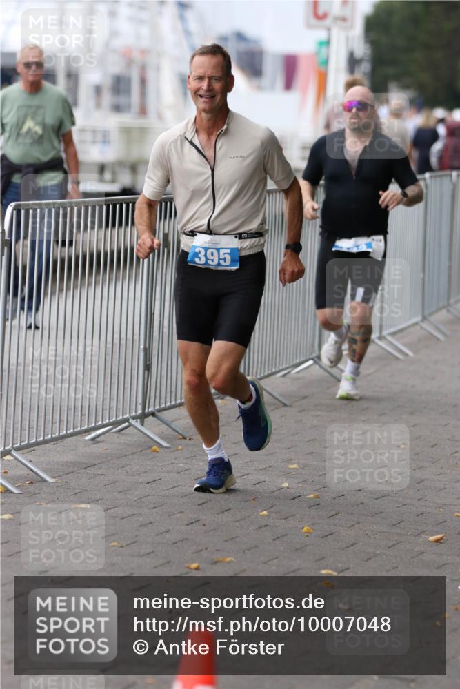 16.08.2026 - KN Förde Triathlon 2026 Antke Förster http://msf.ph/oto/10007048 16.08.2026 12:07:27 Laufen 395 meine-sportfotos.de