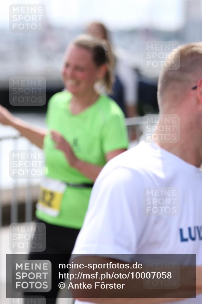 16.08.2026 - KN Förde Triathlon 2026 Antke Förster http://msf.ph/oto/10007058 16.08.2026 13:51:32 Laufen 12 meine-sportfotos.de