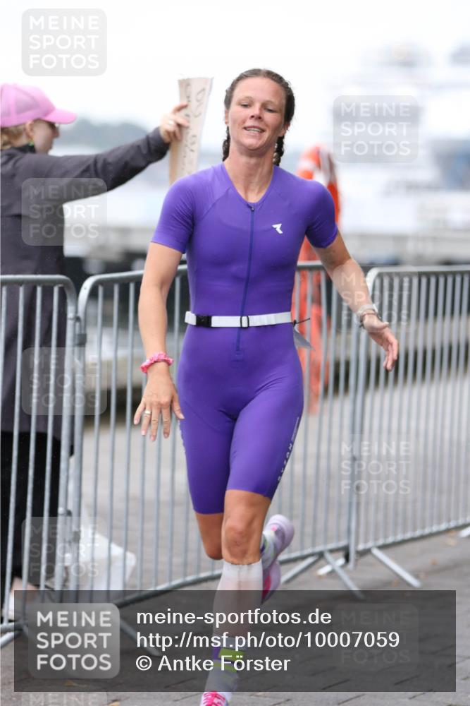 16.08.2026 - KN Förde Triathlon 2026 Antke Förster http://msf.ph/oto/10007059 16.08.2026 10:27:12 Laufen  meine-sportfotos.de
