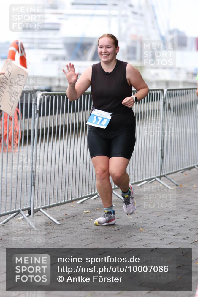 16.08.2026 - KN Förde Triathlon 2026 Antke Förster http://msf.ph/oto/10007086 16.08.2026 10:27:26 Laufen 174 meine-sportfotos.de