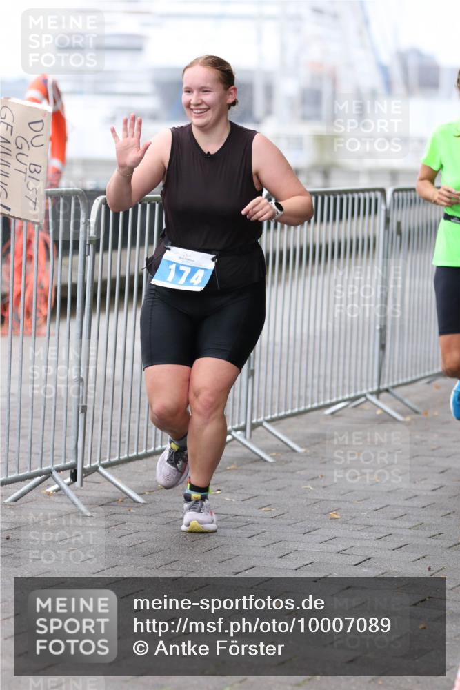 16.08.2026 - KN Förde Triathlon 2026 Antke Förster http://msf.ph/oto/10007089 16.08.2026 10:27:26 Laufen 174 meine-sportfotos.de