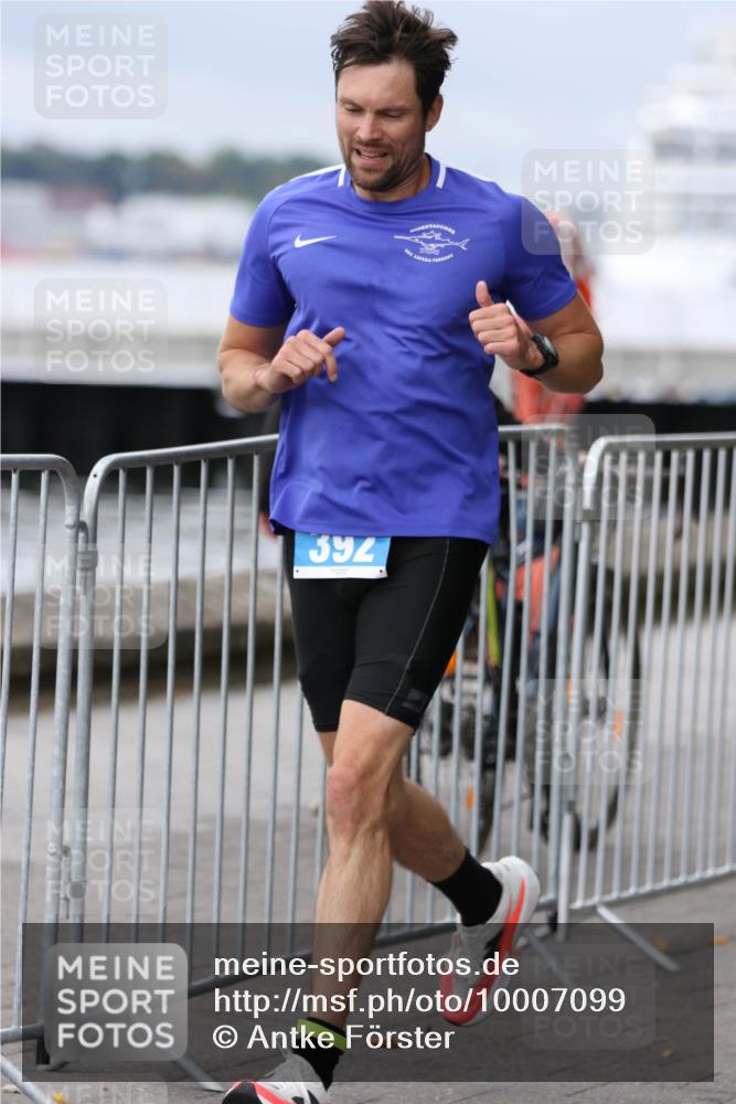 16.08.2026 - KN Förde Triathlon 2026 Antke Förster http://msf.ph/oto/10007099 16.08.2026 12:07:41 Laufen 392 meine-sportfotos.de