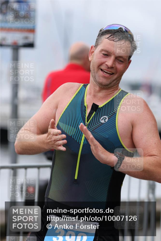 16.08.2026 - KN Förde Triathlon 2026 Antke Förster http://msf.ph/oto/10007126 16.08.2026 12:07:53 Laufen 2026, 300 meine-sportfotos.de