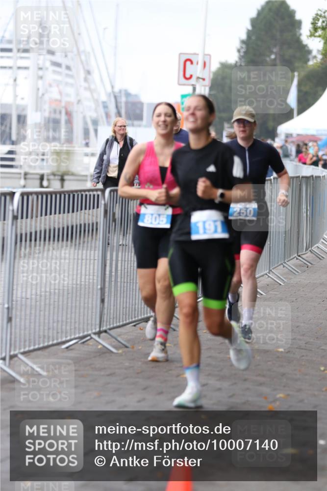 16.08.2026 - KN Förde Triathlon 2026 Antke Förster http://msf.ph/oto/10007140 16.08.2026 10:27:51 Laufen 805, 2, 191, 250 meine-sportfotos.de