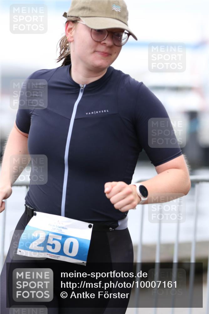 16.08.2026 - KN Förde Triathlon 2026 Antke Förster http://msf.ph/oto/10007161 16.08.2026 10:27:57 Laufen 2026, 250 meine-sportfotos.de
