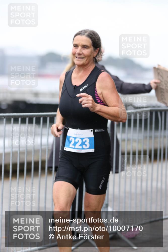16.08.2026 - KN Förde Triathlon 2026 Antke Förster http://msf.ph/oto/10007170 16.08.2026 10:28:01 Laufen 223 meine-sportfotos.de