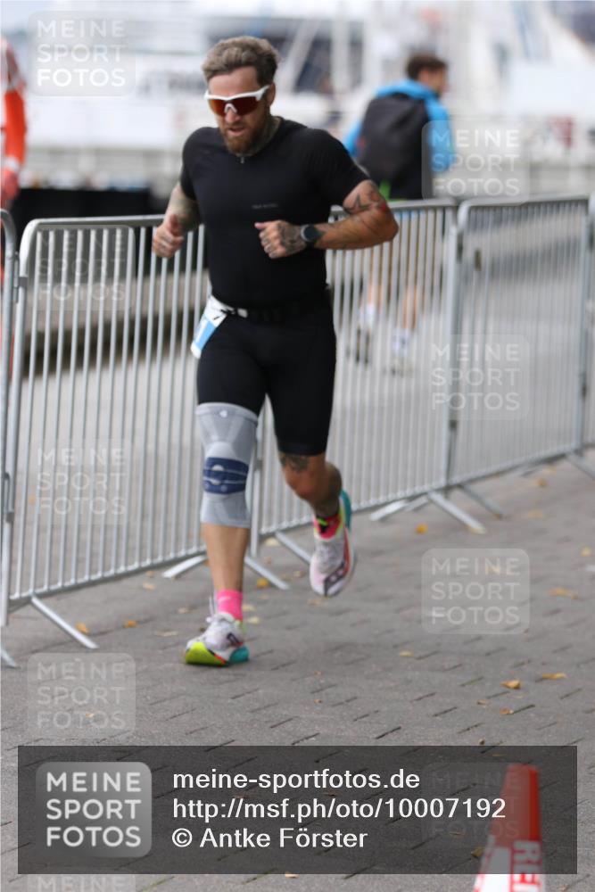 16.08.2026 - KN Förde Triathlon 2026 Antke Förster http://msf.ph/oto/10007192 16.08.2026 12:08:21 Laufen  meine-sportfotos.de