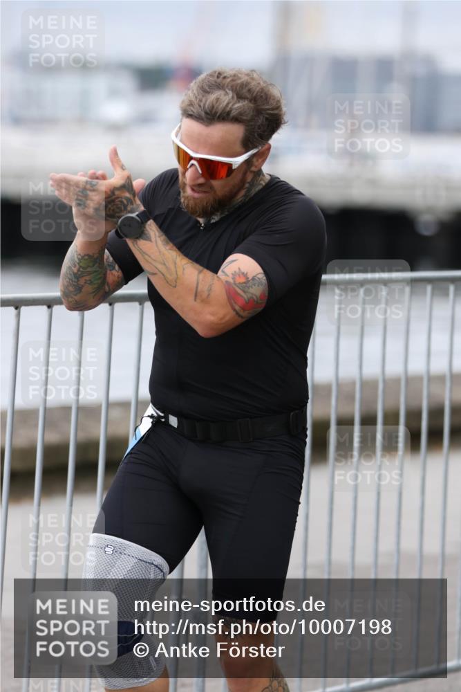 16.08.2026 - KN Förde Triathlon 2026 Antke Förster http://msf.ph/oto/10007198 16.08.2026 12:08:22 Laufen  meine-sportfotos.de