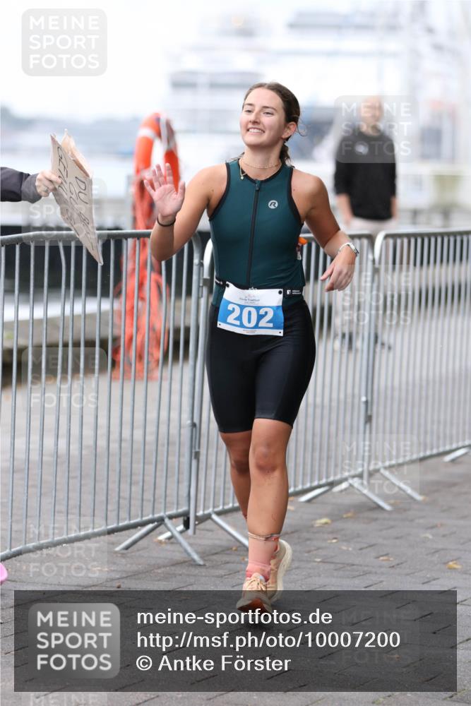 16.08.2026 - KN Förde Triathlon 2026 Antke Förster http://msf.ph/oto/10007200 16.08.2026 10:28:17 Laufen 202 meine-sportfotos.de