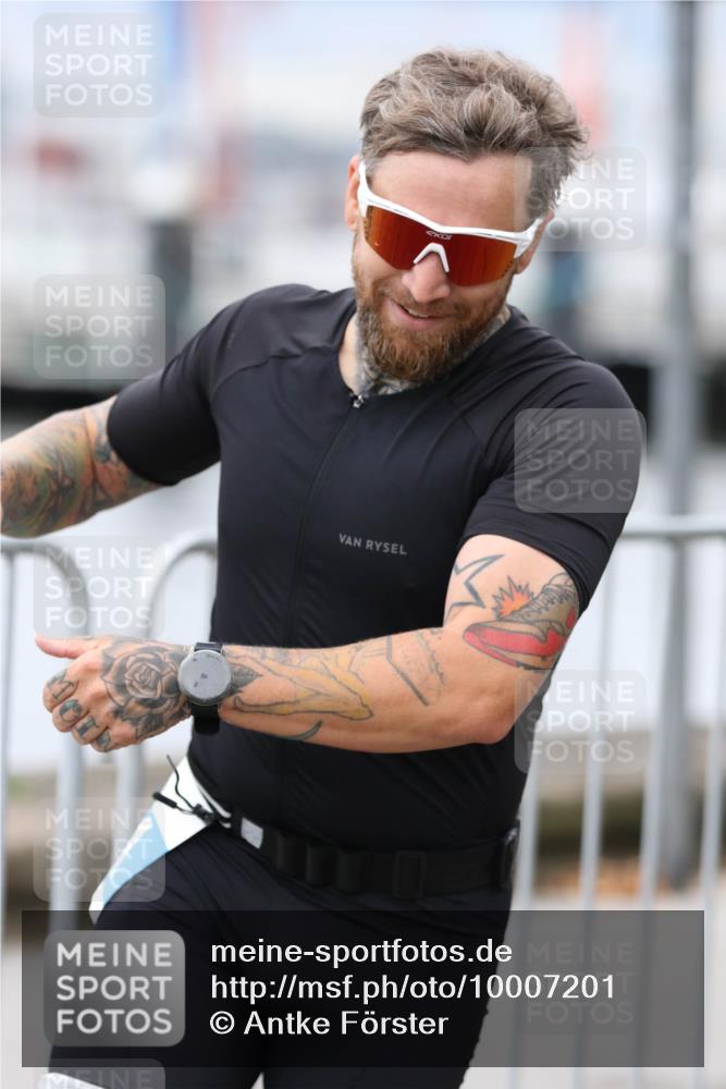 16.08.2026 - KN Förde Triathlon 2026 Antke Förster http://msf.ph/oto/10007201 16.08.2026 12:08:23 Laufen 2, 311 meine-sportfotos.de
