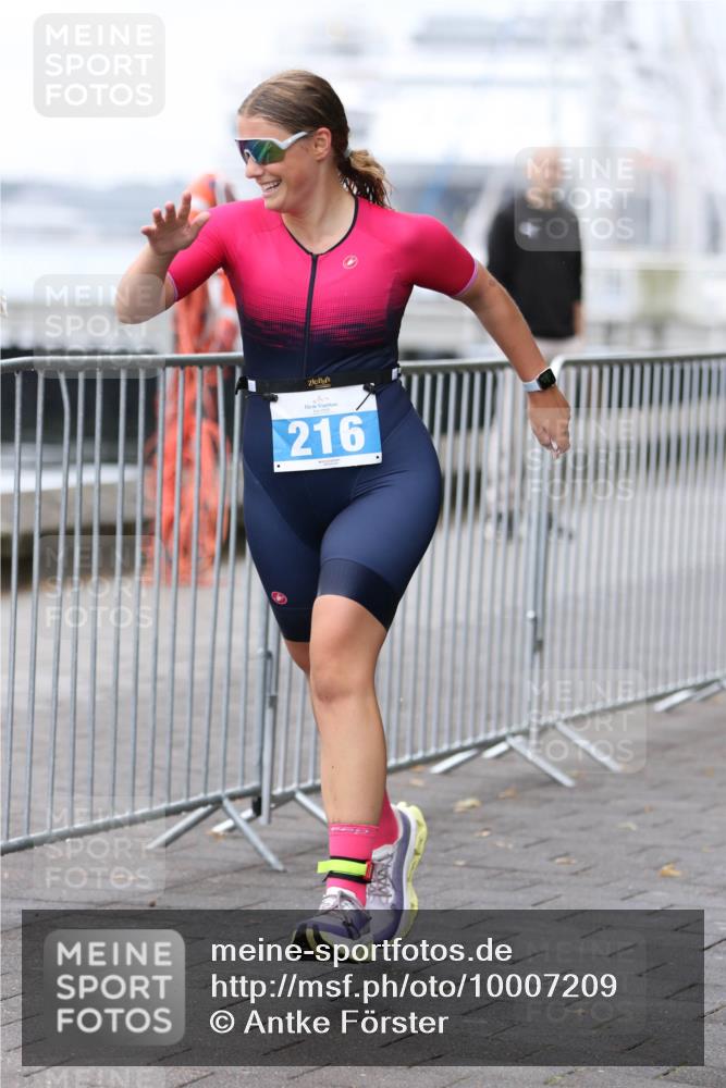 16.08.2026 - KN Förde Triathlon 2026 Antke Förster http://msf.ph/oto/10007209 16.08.2026 10:28:19 Laufen 216 meine-sportfotos.de