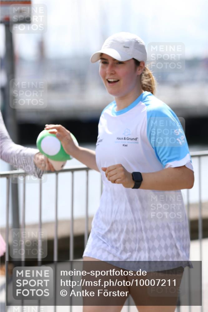 16.08.2026 - KN Förde Triathlon 2026 Antke Förster http://msf.ph/oto/10007211 16.08.2026 13:53:00 Laufen 18 meine-sportfotos.de