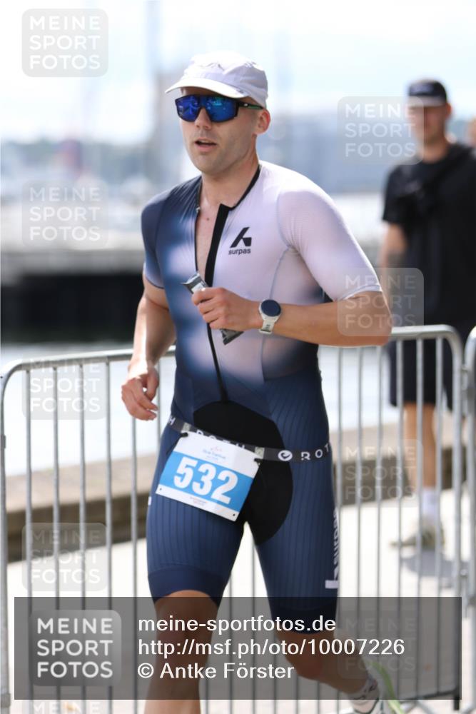 16.08.2026 - KN Förde Triathlon 2026 Antke Förster http://msf.ph/oto/10007226 16.08.2026 13:53:10 Laufen 532 meine-sportfotos.de