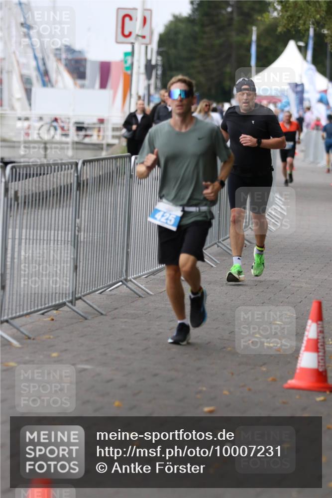 16.08.2026 - KN Förde Triathlon 2026 Antke Förster http://msf.ph/oto/10007231 16.08.2026 12:08:35 Laufen 425 meine-sportfotos.de