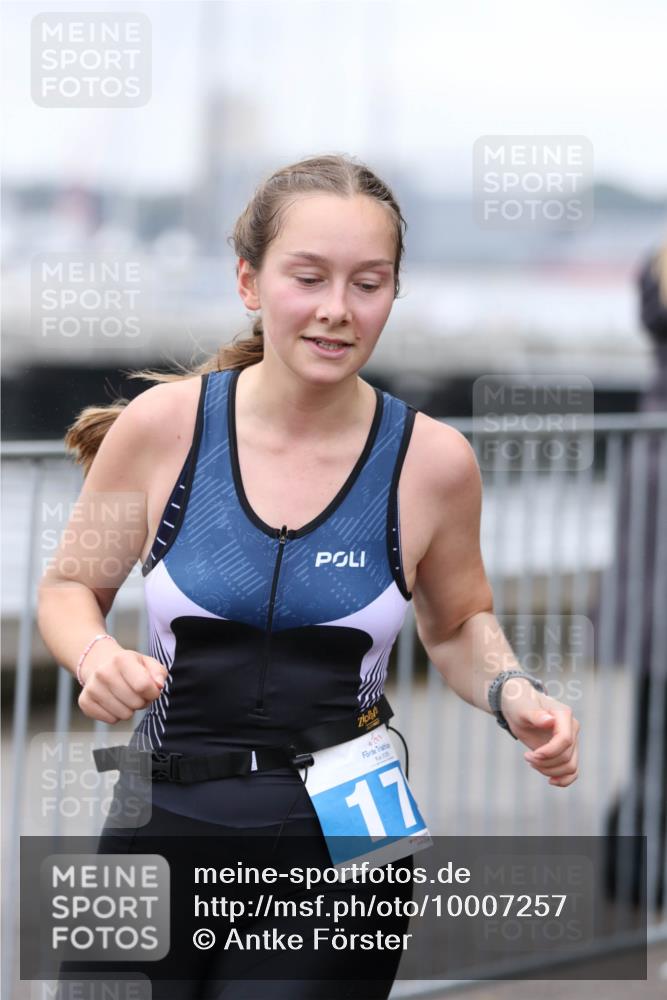 16.08.2026 - KN Förde Triathlon 2026 Antke Förster http://msf.ph/oto/10007257 16.08.2026 10:28:41 Laufen 17 meine-sportfotos.de