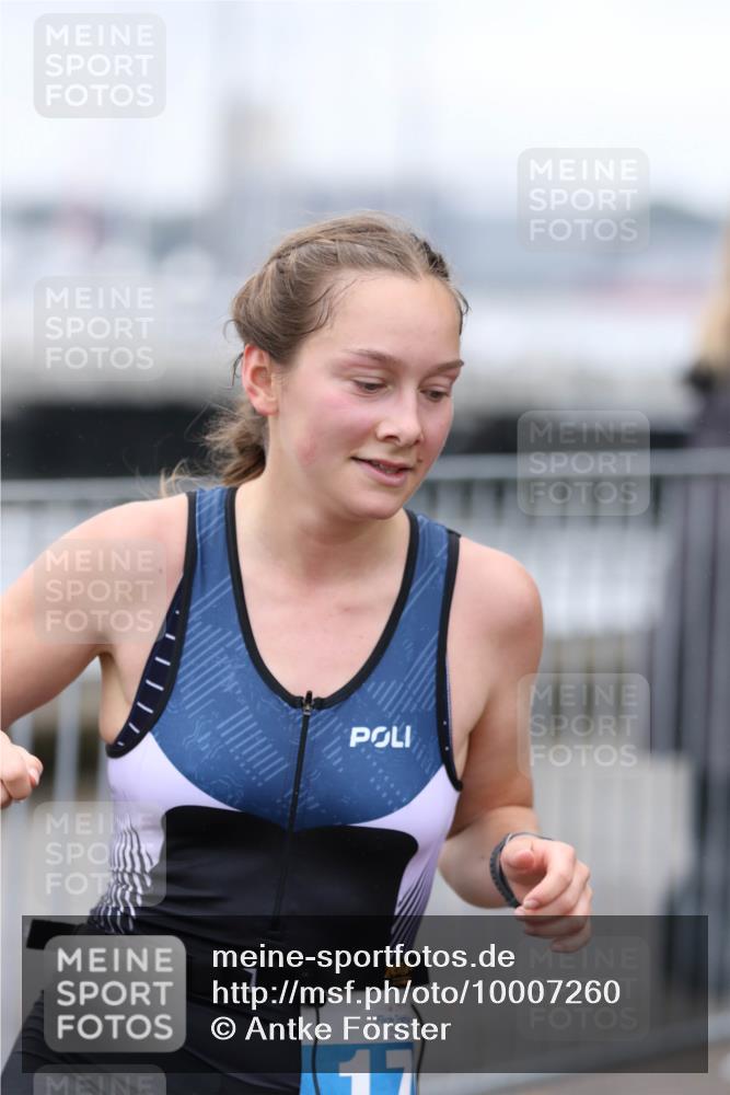 16.08.2026 - KN Förde Triathlon 2026 Antke Förster http://msf.ph/oto/10007260 16.08.2026 10:28:41 Laufen 17 meine-sportfotos.de