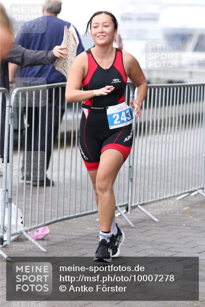 16.08.2026 - KN Förde Triathlon 2026 Antke Förster http://msf.ph/oto/10007278 16.08.2026 10:28:49 Laufen 243 meine-sportfotos.de