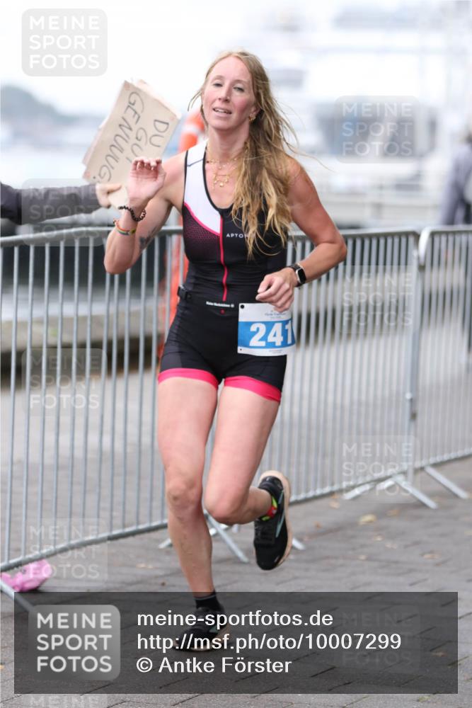 16.08.2026 - KN Förde Triathlon 2026 Antke Förster http://msf.ph/oto/10007299 16.08.2026 10:28:56 Laufen 241 meine-sportfotos.de