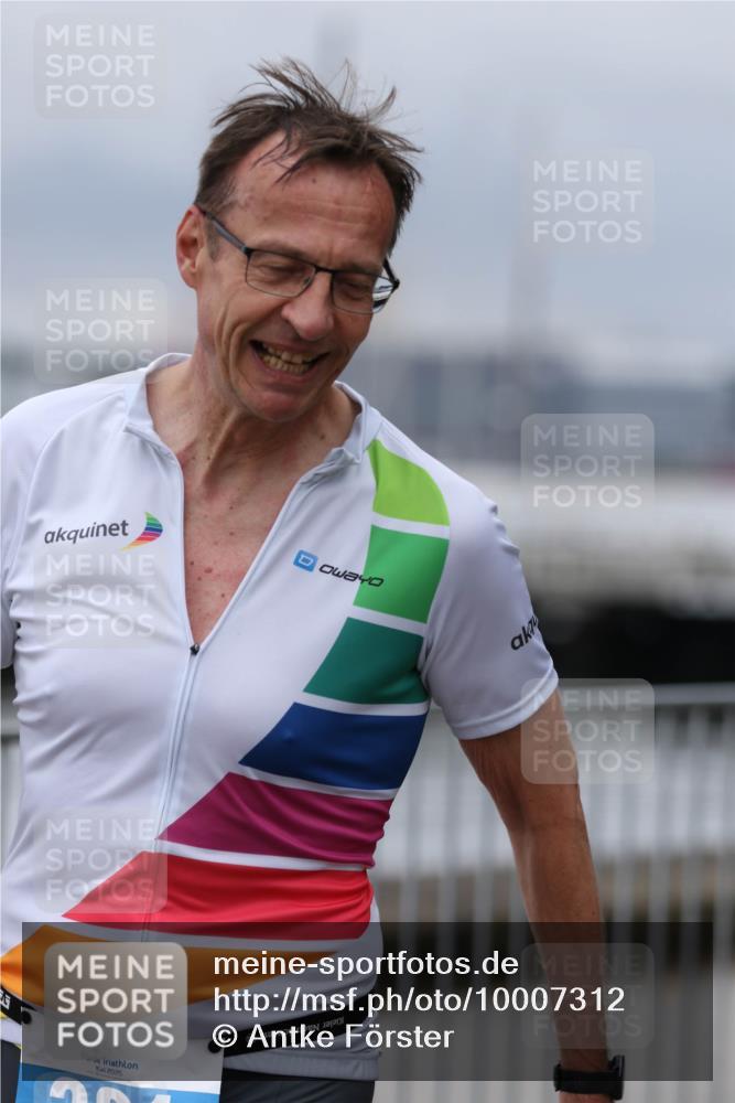 16.08.2026 - KN Förde Triathlon 2026 Antke Förster http://msf.ph/oto/10007312 16.08.2026 12:09:07 Laufen 2026 meine-sportfotos.de