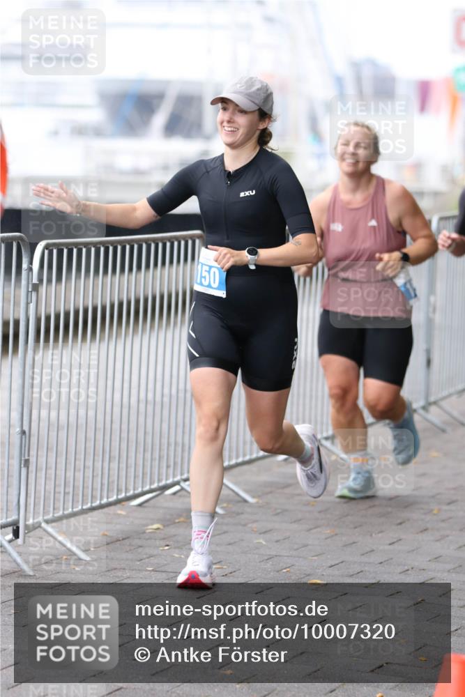 16.08.2026 - KN Förde Triathlon 2026 Antke Förster http://msf.ph/oto/10007320 16.08.2026 10:29:20 Laufen 150, 2 meine-sportfotos.de