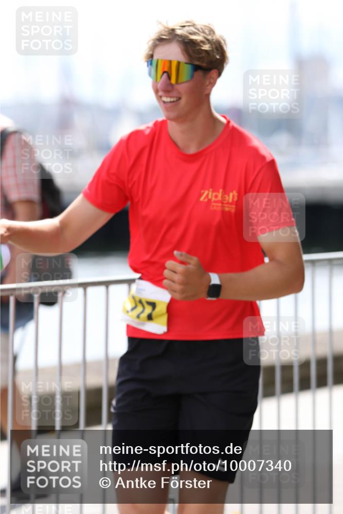 16.08.2026 - KN Förde Triathlon 2026 Antke Förster http://msf.ph/oto/10007340 16.08.2026 13:53:45 Laufen  meine-sportfotos.de