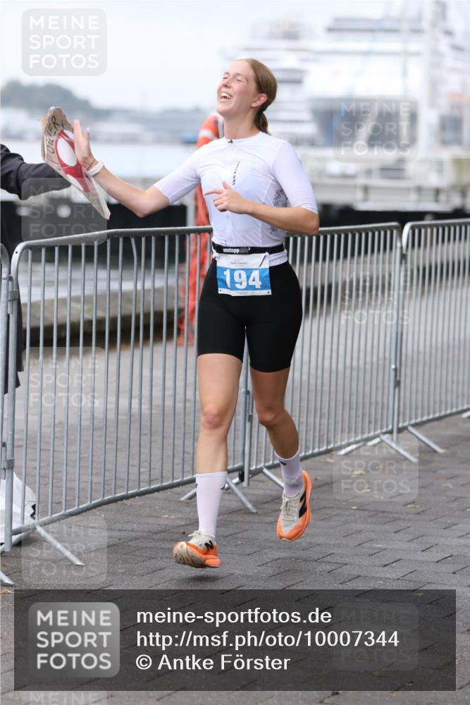 16.08.2026 - KN Förde Triathlon 2026 Antke Förster http://msf.ph/oto/10007344 16.08.2026 10:29:33 Laufen 194 meine-sportfotos.de