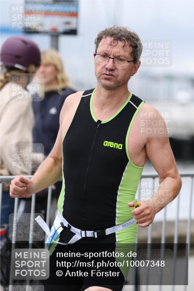 16.08.2026 - KN Förde Triathlon 2026 Antke Förster http://msf.ph/oto/10007348 16.08.2026 12:09:30 Laufen  meine-sportfotos.de