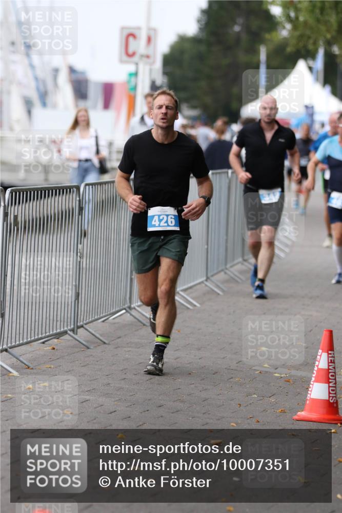 16.08.2026 - KN Förde Triathlon 2026 Antke Förster http://msf.ph/oto/10007351 16.08.2026 12:09:35 Laufen 426 meine-sportfotos.de