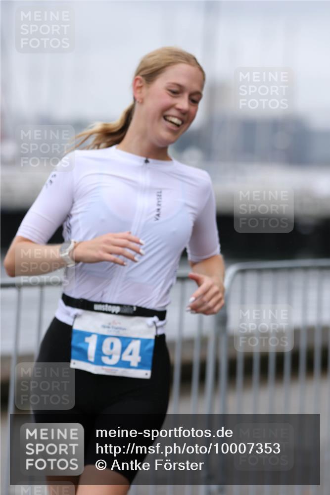 16.08.2026 - KN Förde Triathlon 2026 Antke Förster http://msf.ph/oto/10007353 16.08.2026 10:29:35 Laufen 194 meine-sportfotos.de
