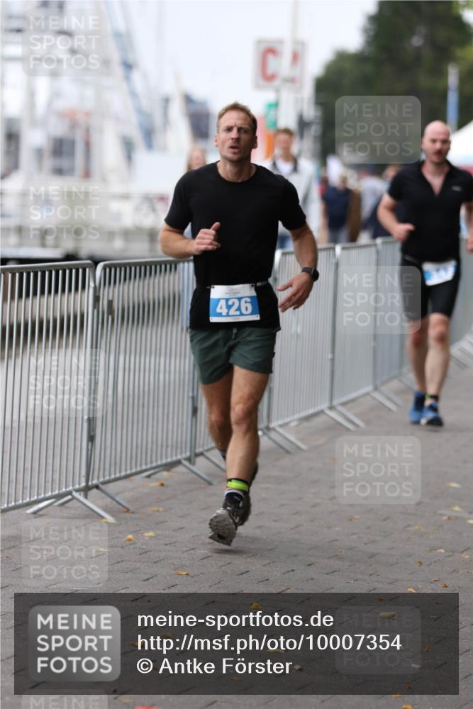 16.08.2026 - KN Förde Triathlon 2026 Antke Förster http://msf.ph/oto/10007354 16.08.2026 12:09:35 Laufen 426 meine-sportfotos.de