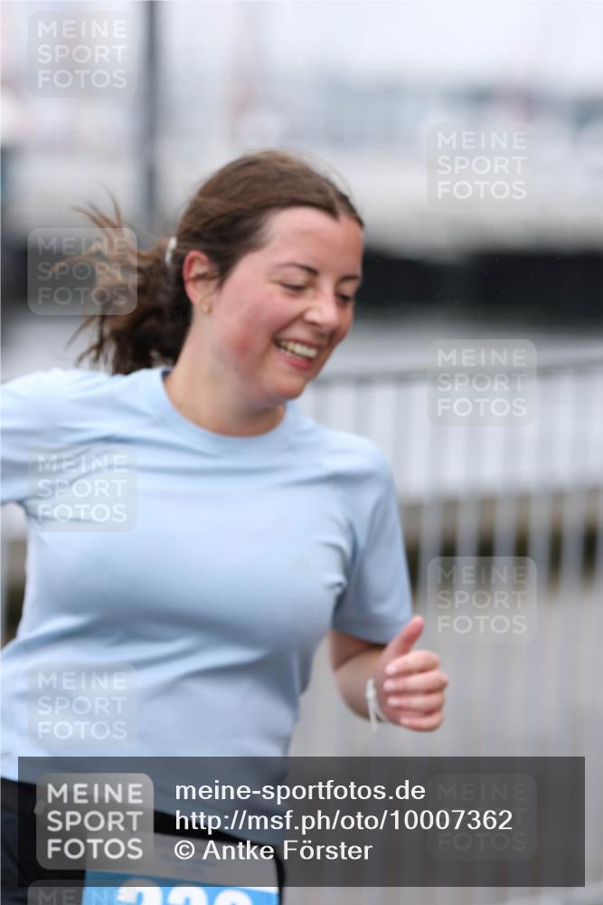 16.08.2026 - KN Förde Triathlon 2026 Antke Förster http://msf.ph/oto/10007362 16.08.2026 10:29:37 Laufen  meine-sportfotos.de