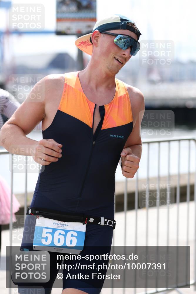 16.08.2026 - KN Förde Triathlon 2026 Antke Förster http://msf.ph/oto/10007391 16.08.2026 13:54:08 Laufen 2026, 566 meine-sportfotos.de