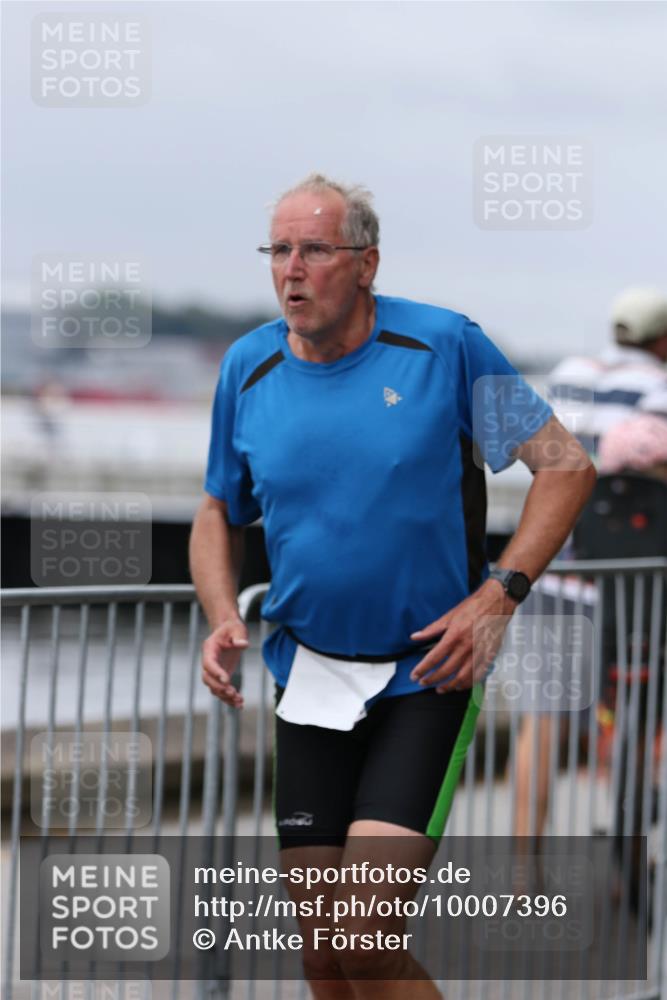 16.08.2026 - KN Förde Triathlon 2026 Antke Förster http://msf.ph/oto/10007396 16.08.2026 12:09:48 Laufen  meine-sportfotos.de