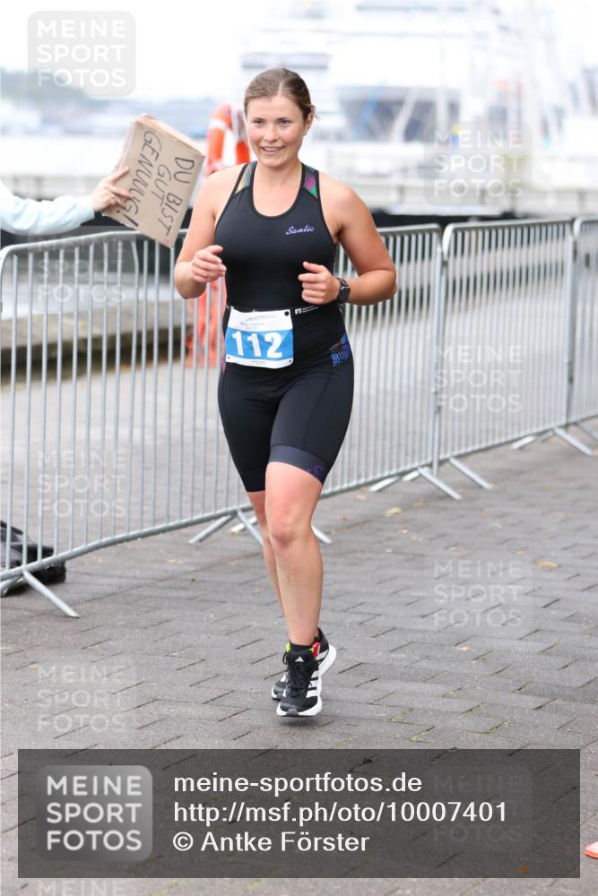 16.08.2026 - KN Förde Triathlon 2026 Antke Förster http://msf.ph/oto/10007401 16.08.2026 10:29:55 Laufen 112 meine-sportfotos.de