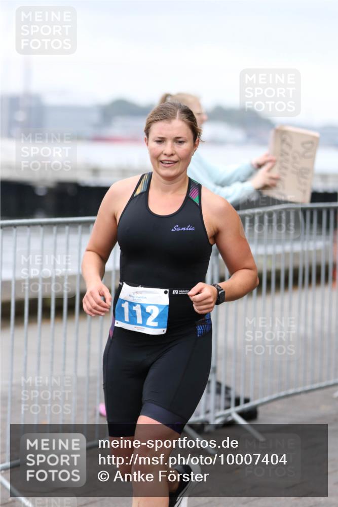 16.08.2026 - KN Förde Triathlon 2026 Antke Förster http://msf.ph/oto/10007404 16.08.2026 10:29:56 Laufen 112 meine-sportfotos.de