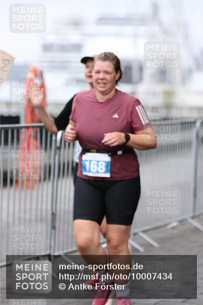 16.08.2026 - KN Förde Triathlon 2026 Antke Förster http://msf.ph/oto/10007434 16.08.2026 10:30:08 Laufen 168 meine-sportfotos.de