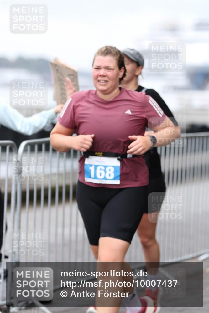 16.08.2026 - KN Förde Triathlon 2026 Antke Förster http://msf.ph/oto/10007437 16.08.2026 10:30:08 Laufen 168 meine-sportfotos.de